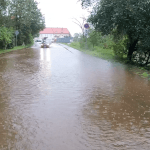 raport powodziowy w Jeleniej Górze - róg ul. lwóweckiej i anieli krzywoń - ujęcie