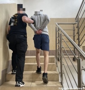 kradzież defibrylatora