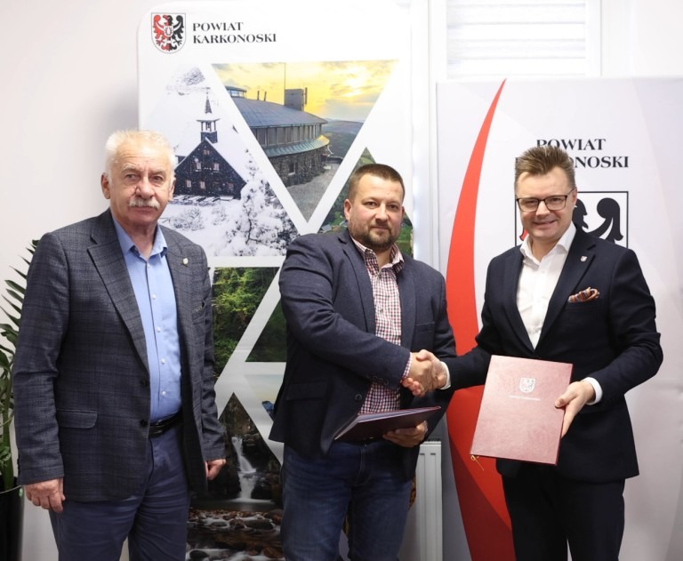 umowa na remont drogi 366, starosta karkonoski