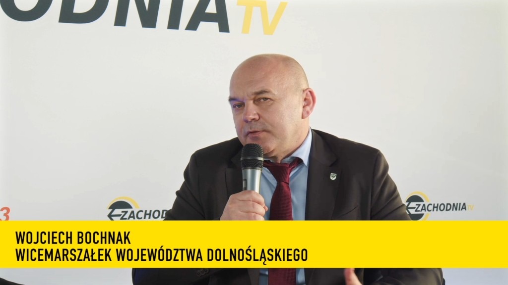 Niezależność energetyczna w każdej gminie — rozmowa z Wojciechem Bochnakiem