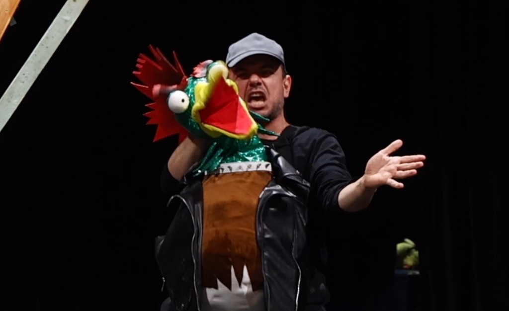 Brzydkie Kaczątko na zapowiedziane przez nas nowe otwarcie w Zdrojowym Teatrze Animacji