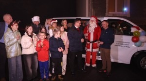 Nowy bus dla dzieci ułatwi placówce codzienną logistykę w trudnym, górskim terenie