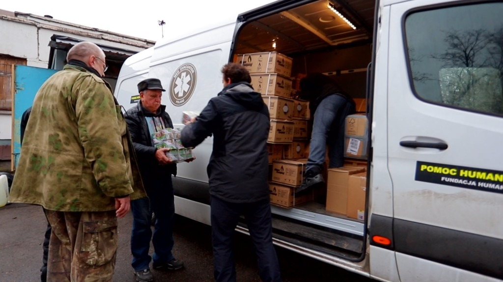 Pomoc celowa to iskierka nadziei, jaką możemy zawieźć umęczonym ludziom w środku wojny
