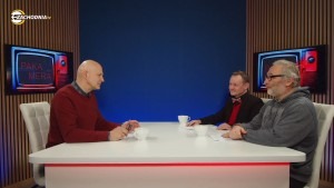 Pakamera, lodowata kąpiel, bezpieczeństwo, niefrasobliwi turyści, odśnieżanie szlaków, nietypowe źródła energii, wycinki z gazet, stare gazety, budki telefoniczne,Wezuwiusz,Neapol,superwulkan,Grenladnia,wrocławskie lotnisko, mural na MZK